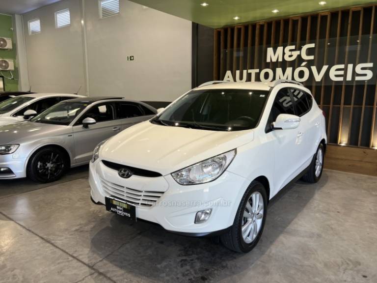 HYUNDAI - IX35 - 2014/2015 - Branca - R$ 73.900,00