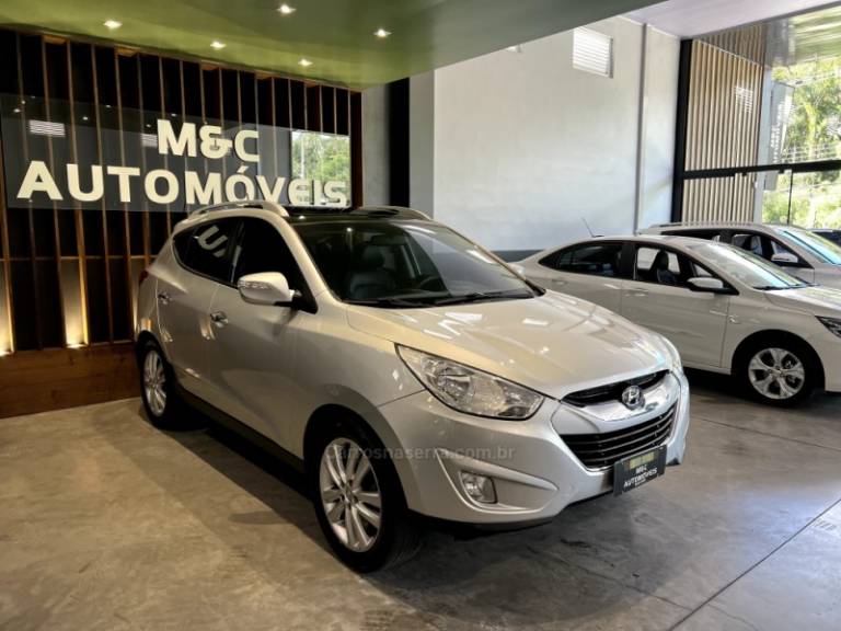 HYUNDAI - IX35 - 2011/2012 - Prata - R$ 67.900,00