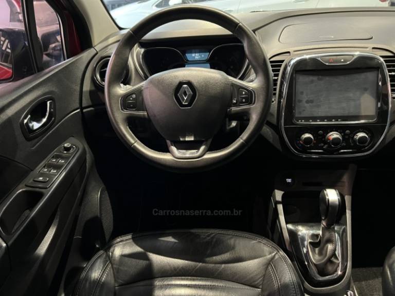 RENAULT - CAPTUR - 2019/2019 - Vermelha - R$ 73.900,00