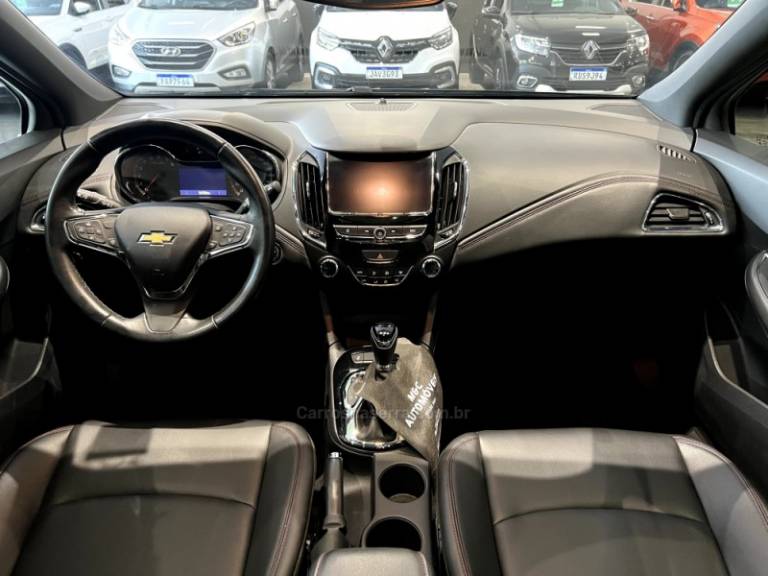 CHEVROLET - CRUZE - 2022/2022 - Preta - R$ 121.900,00