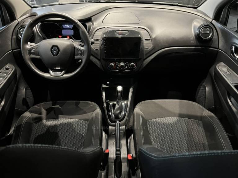 RENAULT - CAPTUR - 2018/2019 - Prata - R$ 72.900,00