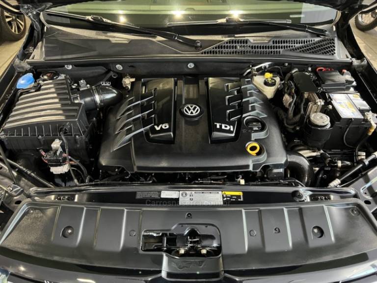 VOLKSWAGEN - AMAROK - 2019/2019 - Preta - R$ 150.900,00