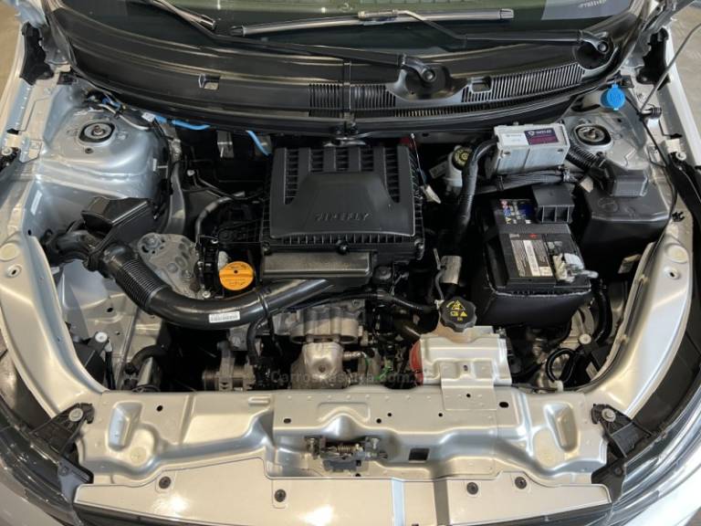 FIAT - ARGO - 2022/2023 - Prata - R$ 61.900,00