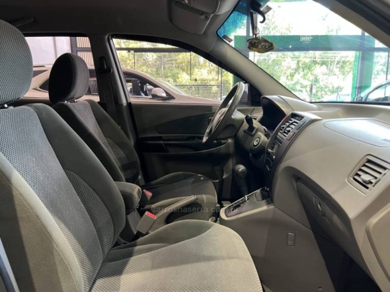 HYUNDAI - TUCSON - 2012/2013 - Prata - R$ 49.900,00