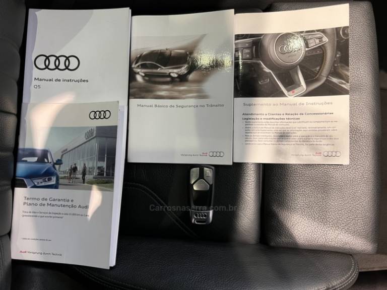 AUDI - Q5 - 2018/2019 - Prata - R$ 163.900,00