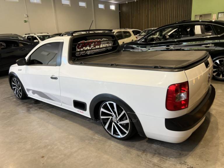 VOLKSWAGEN - SAVEIRO - 2014/2015 - Branca - R$ 49.900,00