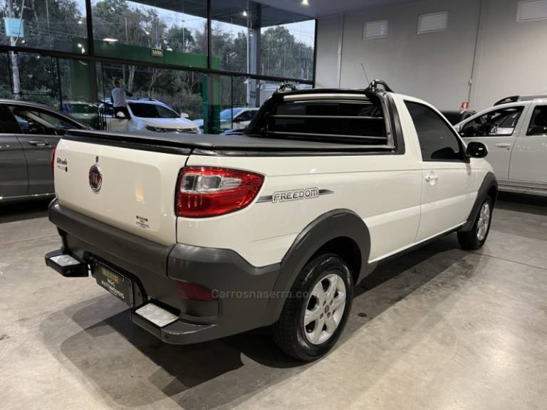 FIAT - STRADA - 2018/2019 - Branca - R$ 62.900,00