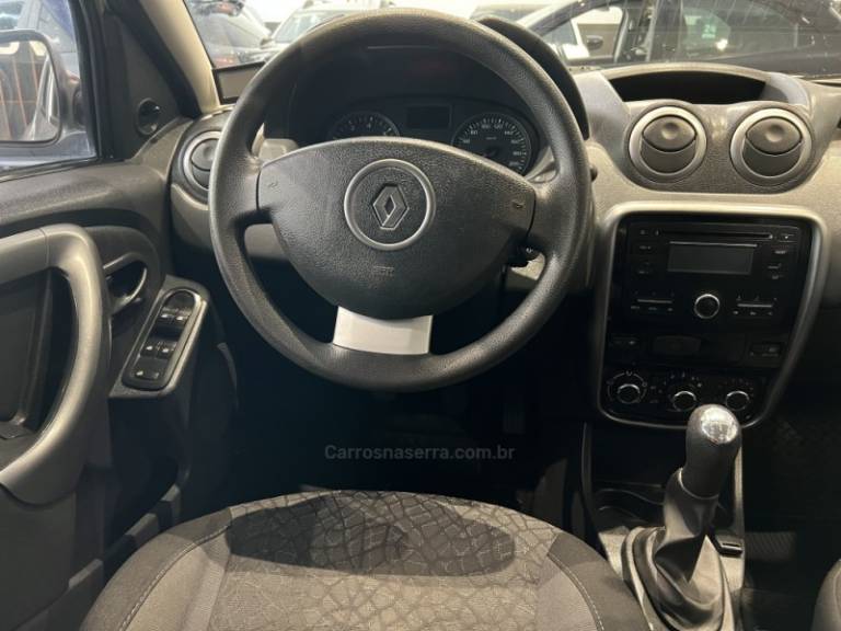 RENAULT - DUSTER - 2014/2015 - Prata - R$ 54.900,00
