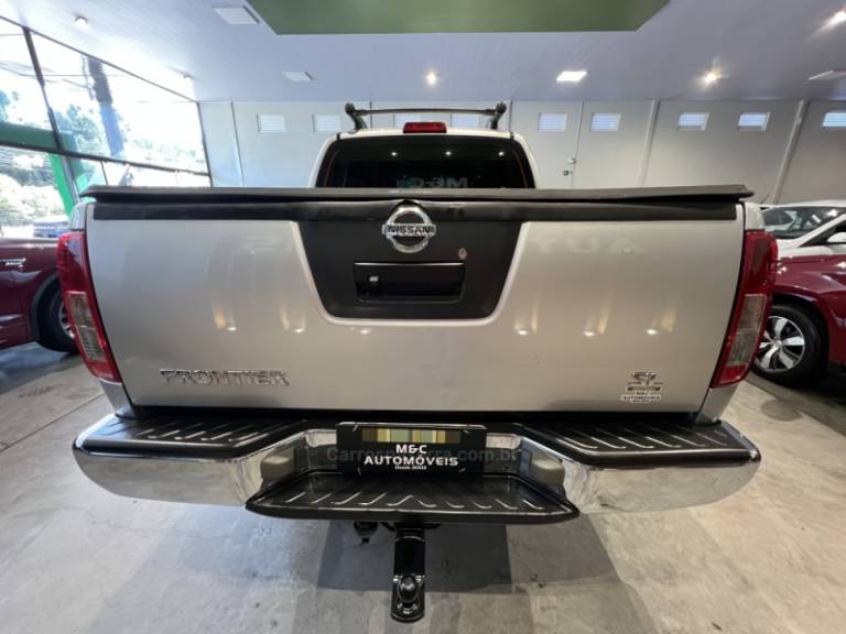 NISSAN - FRONTIER - 2016/2016 - Prata - R$ 115.900,00