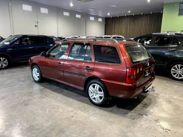 VOLKSWAGEN - PARATI - 1998/1999 - Vermelha - R$ 23.900,00