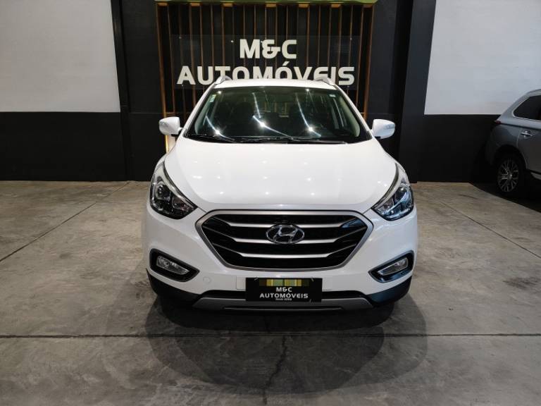 HYUNDAI - IX35 - 2016/2017 - Branca - R$ 82.900,00