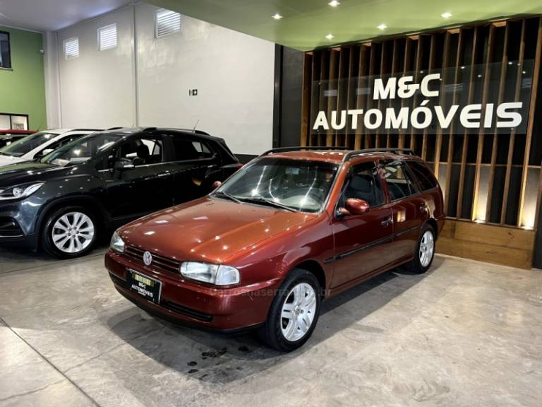 VOLKSWAGEN - PARATI - 1998/1999 - Vermelha - R$ 23.900,00