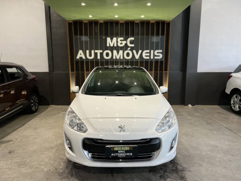 PEUGEOT - 308 - 2012/2013 - Branca - R$ 39.900,00