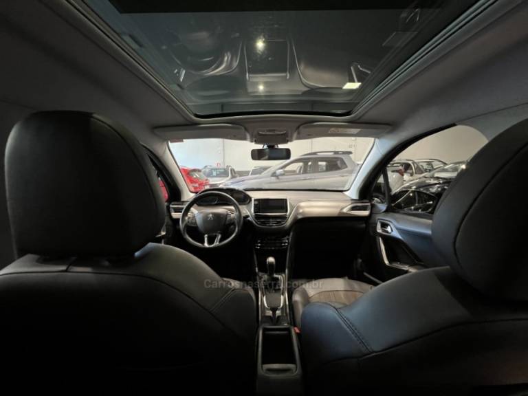 PEUGEOT - 2008 - 2015/2016 - Preta - R$ 56.900,00