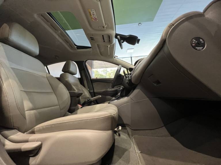 CHEVROLET - CRUZE - 2018/2018 - Branca - R$ 96.900,00