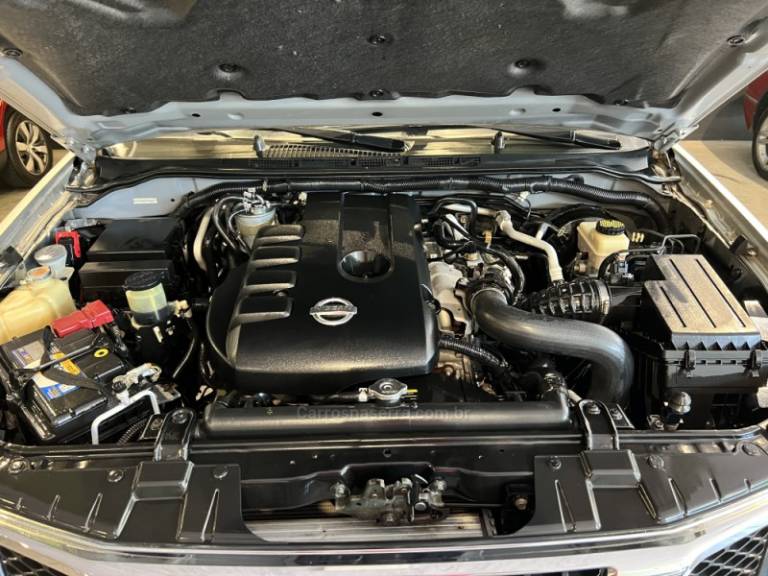 NISSAN - FRONTIER - 2016/2016 - Prata - R$ 115.900,00