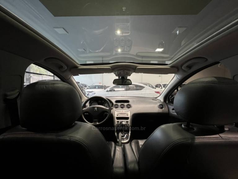 PEUGEOT - 308 - 2012/2013 - Branca - R$ 39.900,00