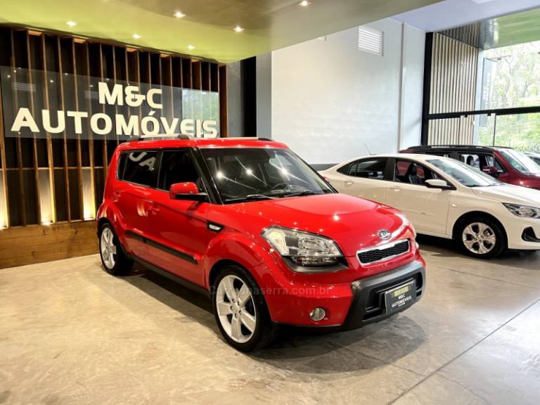 KIA MOTORS - SOUL - 2011/2012 - Vermelha - R$ 44.900,00