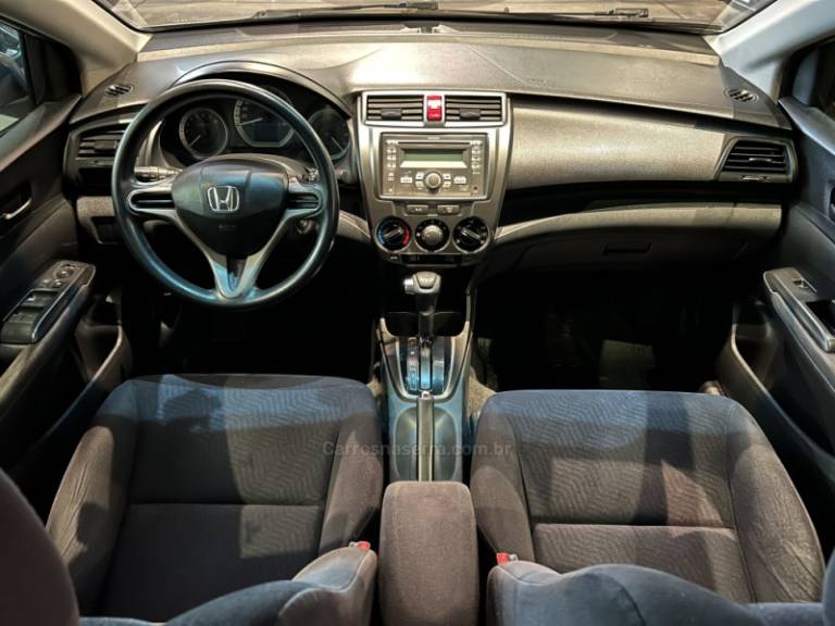 HONDA - CITY - 2013/2014 - Prata - R$ 59.900,00