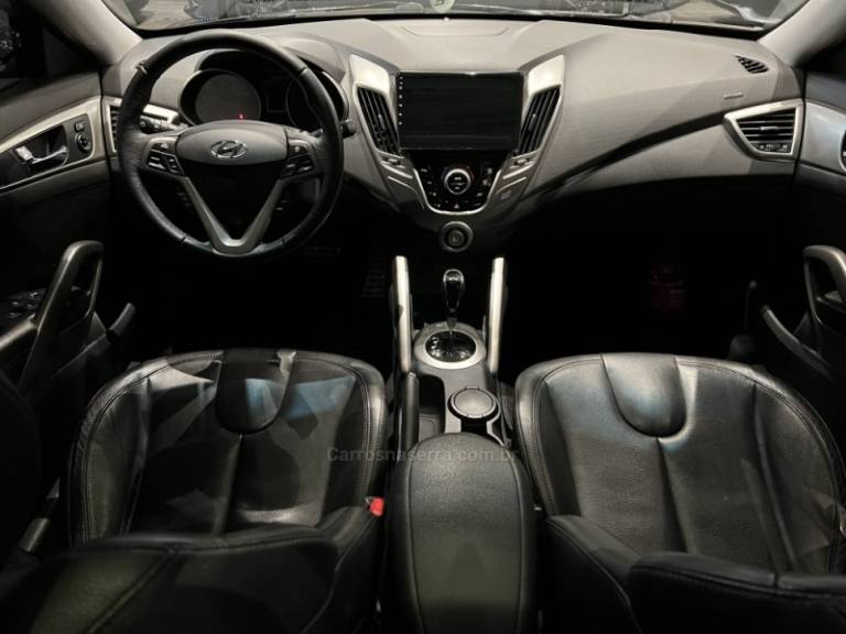 HYUNDAI - VELOSTER - 2012/2013 - Preta - R$ 61.900,00