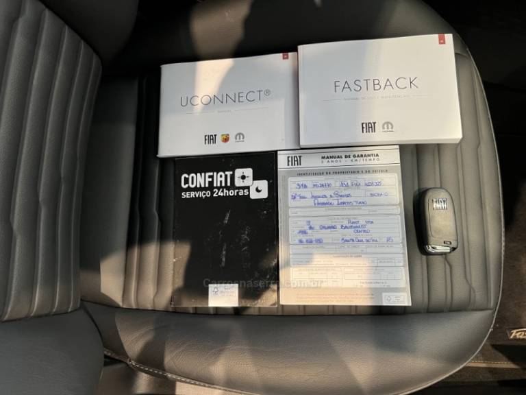 FIAT - FASTBACK - 2023/2023 - Branca - R$ 109.900,00