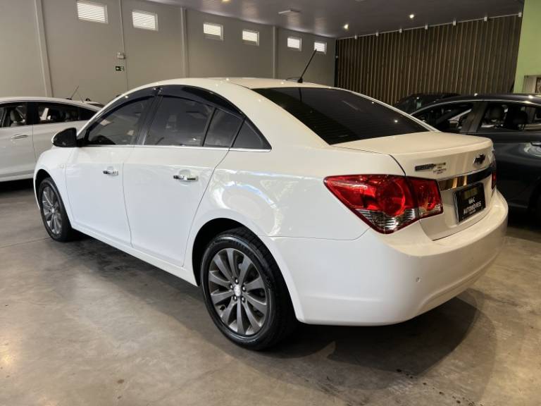 CHEVROLET - CRUZE - 2013/2013 - Branca - R$ 58.900,00