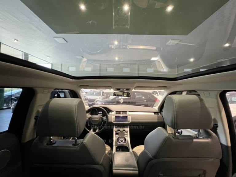 LAND ROVER - RANGE ROVER EVOQUE - 2012/2013 - Preta - R$ 98.900,00