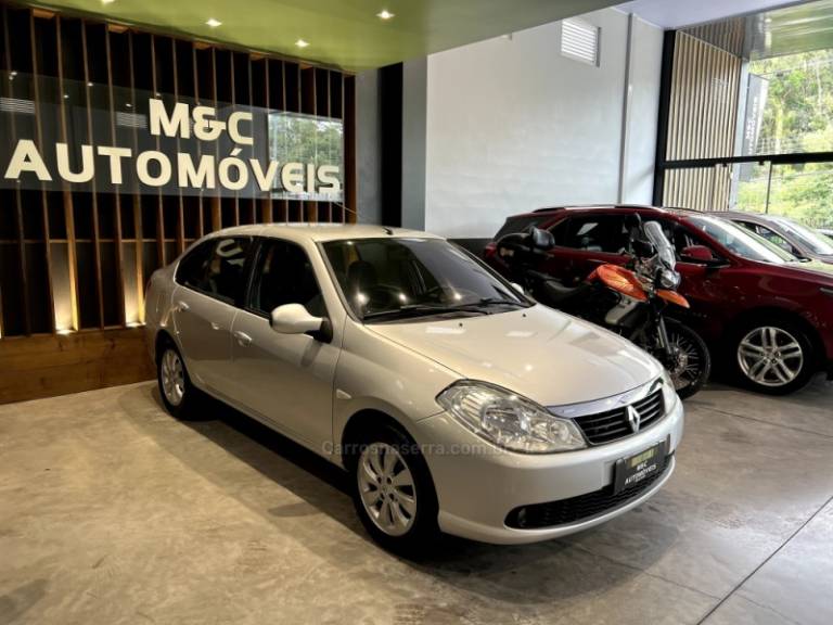 RENAULT - SYMBOL - 2012/2013 - Prata - R$ 30.900,00