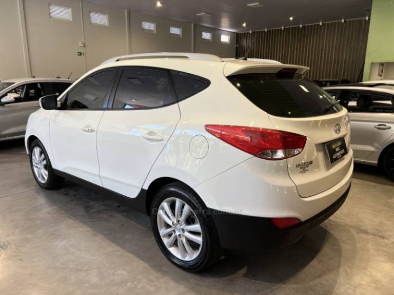 HYUNDAI - IX35 - 2014/2015 - Branca - R$ 73.900,00