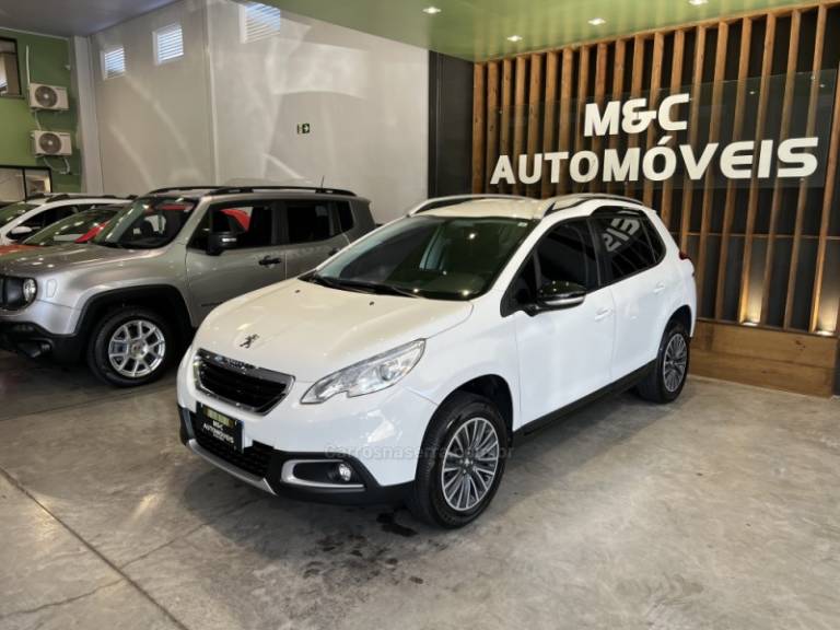 PEUGEOT - 2008 - 2018/2019 - Branca - R$ 59.900,00