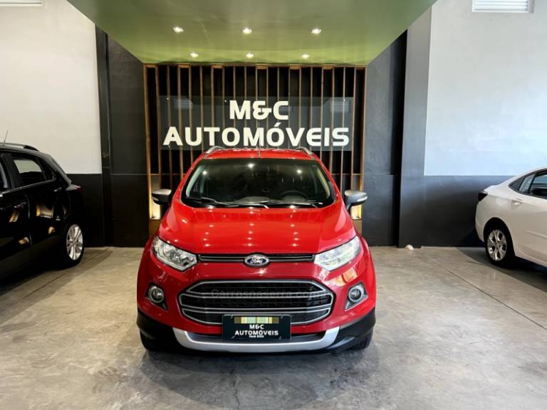 FORD - ECOSPORT - 2014/2015 - Vermelha - R$ 56.900,00