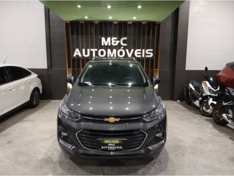 CHEVROLET - TRACKER - 2017/2017 - Cinza - R$ 79.900,00