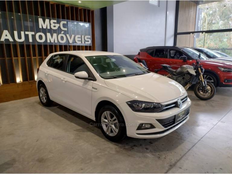 VOLKSWAGEN - POLO - 2020/2021 - Branca - R$ 83.900,00