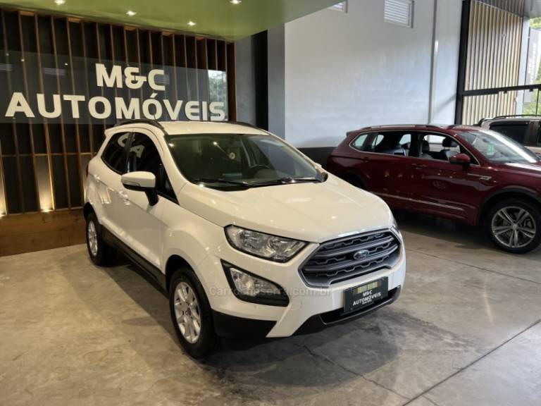 FORD - ECOSPORT - 2017/2018 - Branca - R$ 62.900,00