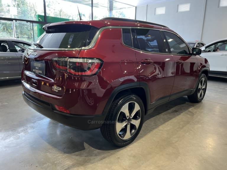 JEEP - COMPASS - 2016/2017 - Vermelha - R$ 87.900,00