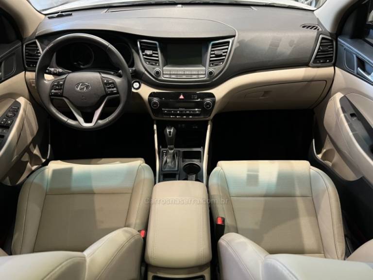 HYUNDAI - TUCSON - 2021/2022 - Branca - R$ 119.900,00