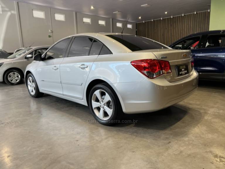 CHEVROLET - CRUZE - 2014/2014 - Prata - R$ 59.900,00