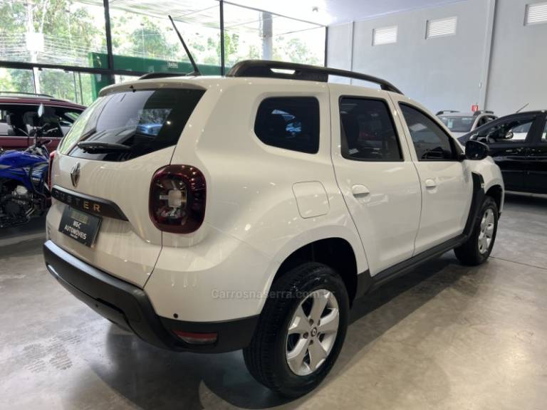 RENAULT - DUSTER - 2021/2022 - Branca - R$ 79.900,00
