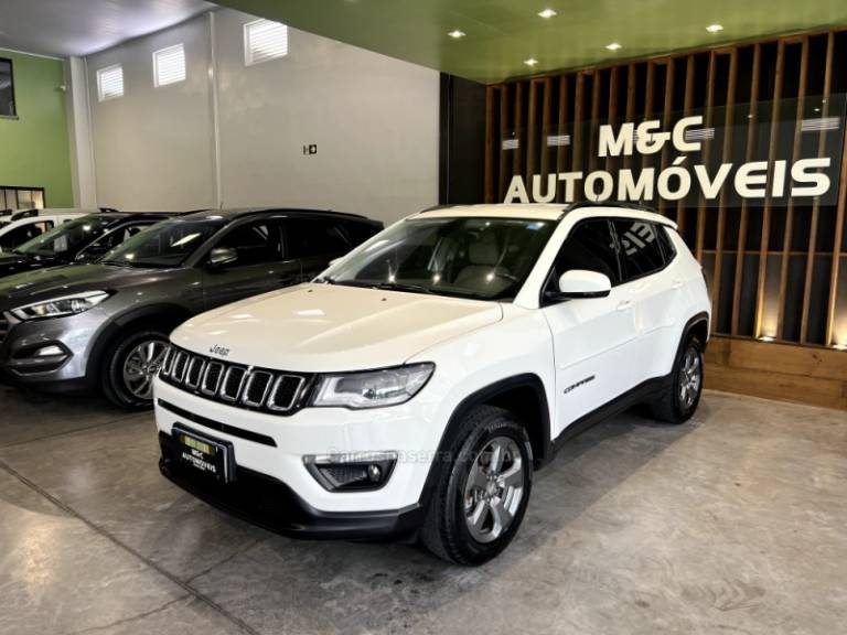 JEEP - COMPASS - 2017/2018 - Branca - R$ 94.900,00