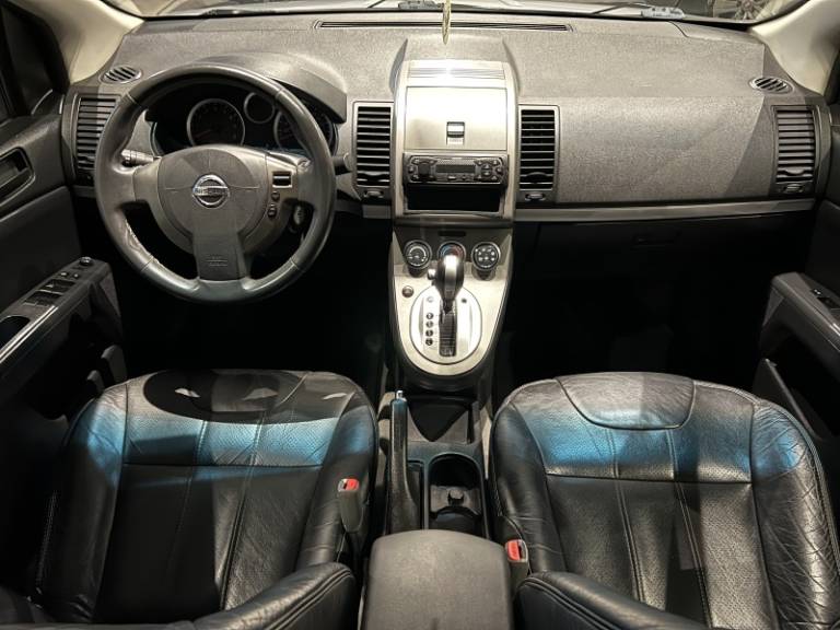 NISSAN - SENTRA - 2012/2013 - Prata - R$ 39.900,00