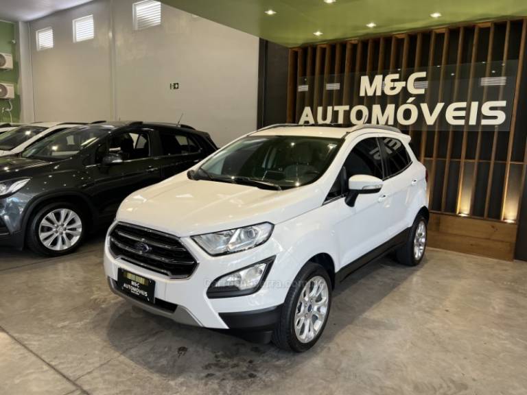 FORD - ECOSPORT - 2017/2018 - Branca - R$ 75.900,00