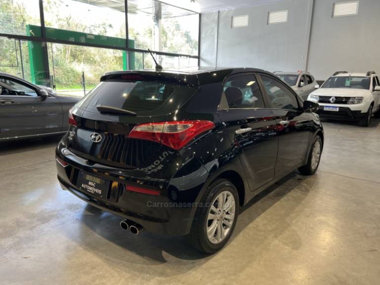 HYUNDAI - HB20 - 2016/2016 - Preta - R$ 45.900,00