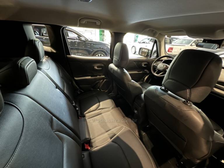 JEEP - RENEGADE - 2023/2024 - Cinza - R$ 114.900,00