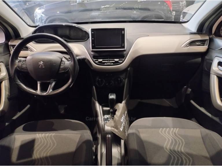 PEUGEOT - 2008 - 2018/2019 - Prata - R$ 64.900,00