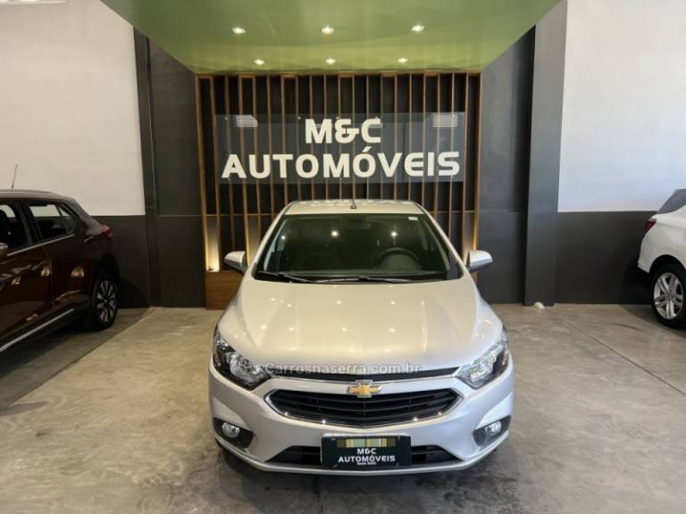 CHEVROLET - PRISMA - 2019/2019 - Prata - R$ 65.900,00
