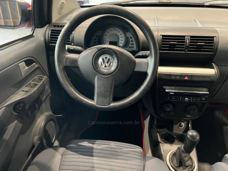 VOLKSWAGEN - SPACEFOX - 2009/2010 - Vermelha - R$ 34.900,00