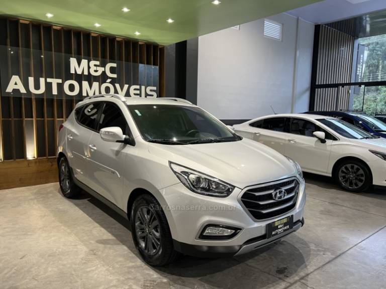 HYUNDAI - IX35 - 2018/2019 - Prata - R$ 89.900,00