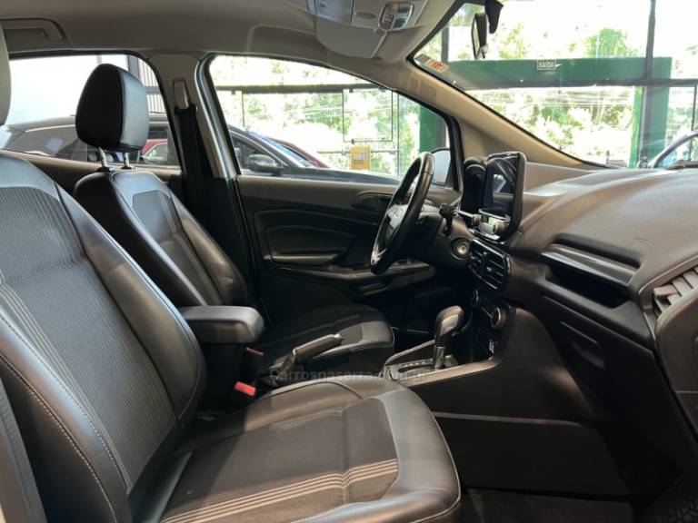 FORD - ECOSPORT - 2018/2019 - Branca - R$ 71.900,00