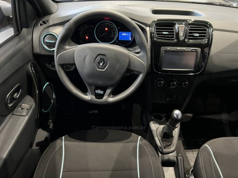 RENAULT - SANDERO - 2018/2019 - Prata - R$ 43.900,00