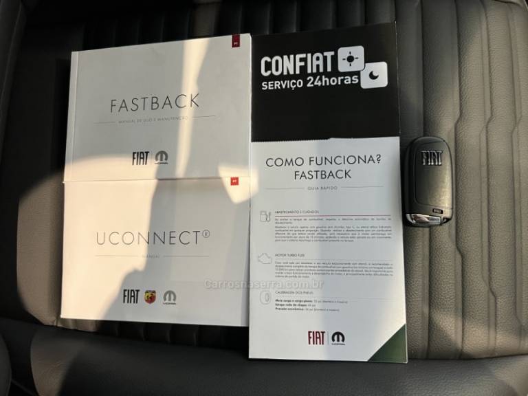 FIAT - FASTBACK - 2023/2024 - Cinza - R$ 119.900,00